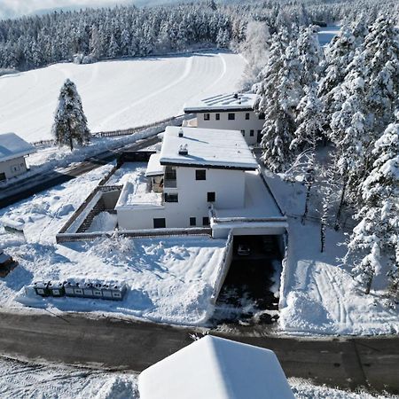 Ferienwohnung Pedit Tarrenz Bagian luar foto