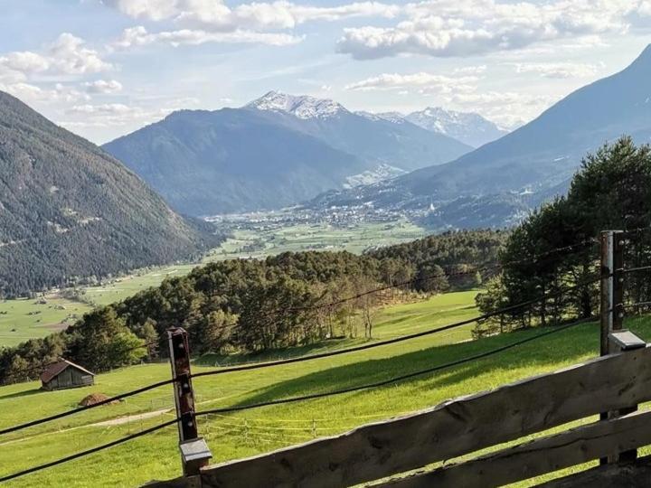 Ferienwohnung Pedit Tarrenz Bagian luar foto